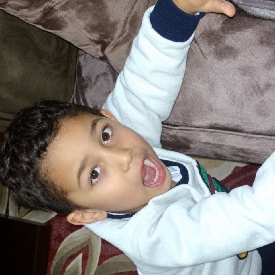 Momen profile photo